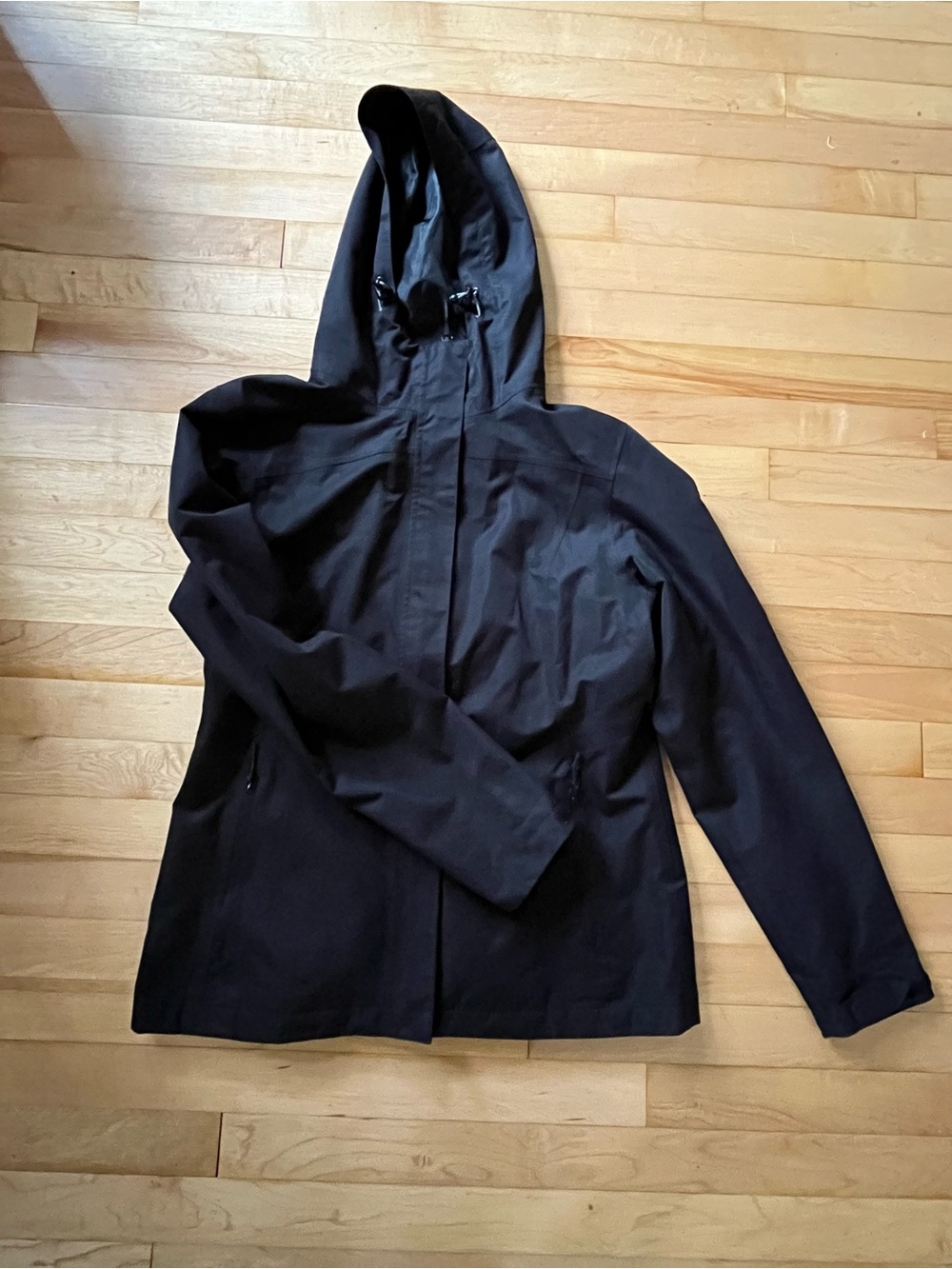 Women’s Hooded Utility Jacket in Black